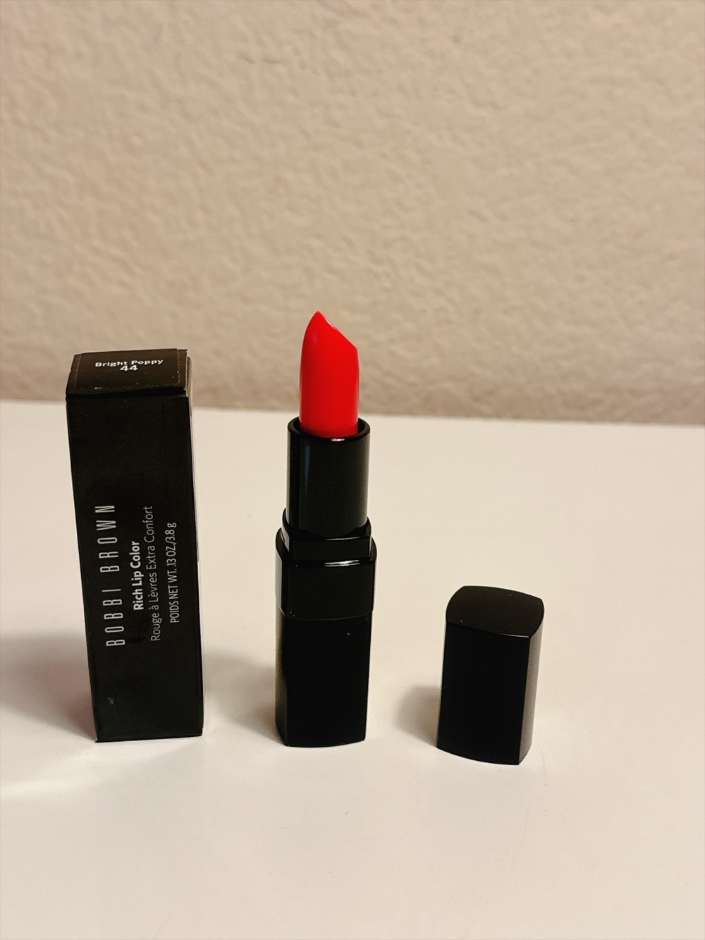 Bobbi Brown Rich Lip Color Lipstick Bright Poppy 44 .13 oz / 3.8g New in Box